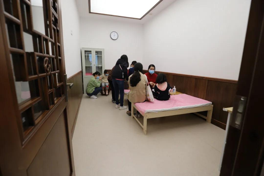 华阳分馆4.jpg 华阳分馆4.jpg